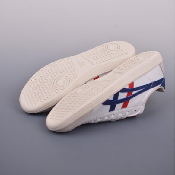 NWT Onitsuka Tiger Tokuten Leather White Sneakers - Picture 3 of 9